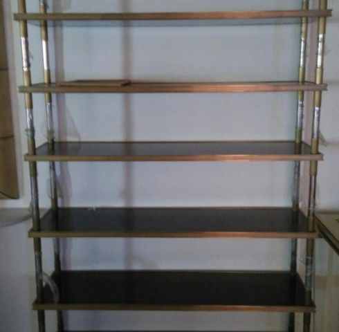 DISPLAY SHELVES